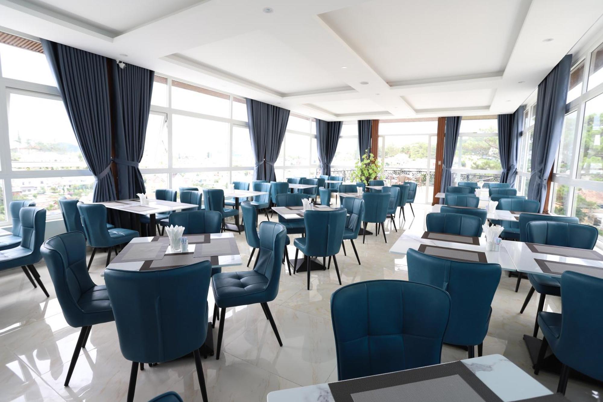 Le Marais Hotel Dalat Exterior photo