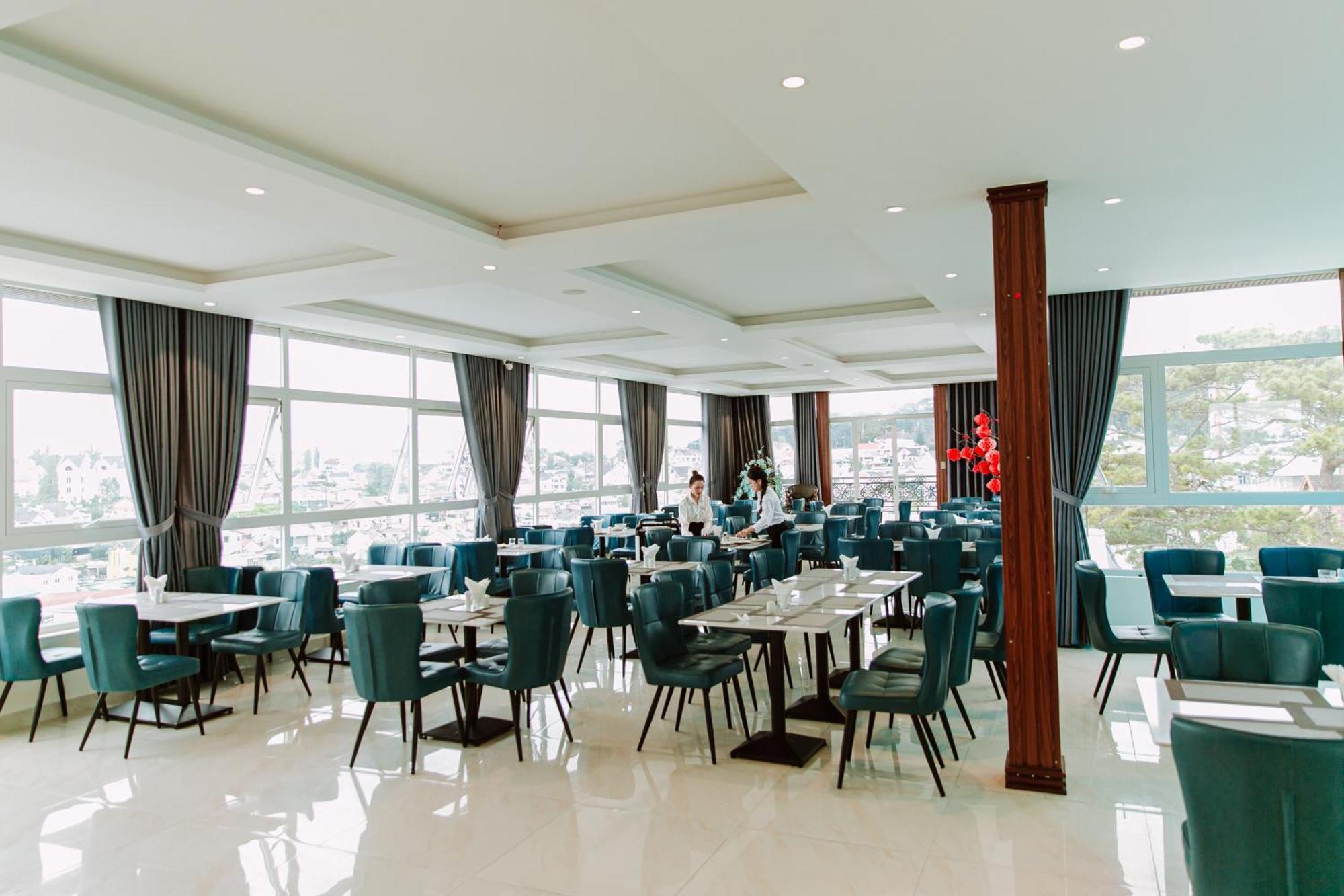 Le Marais Hotel Dalat Exterior photo